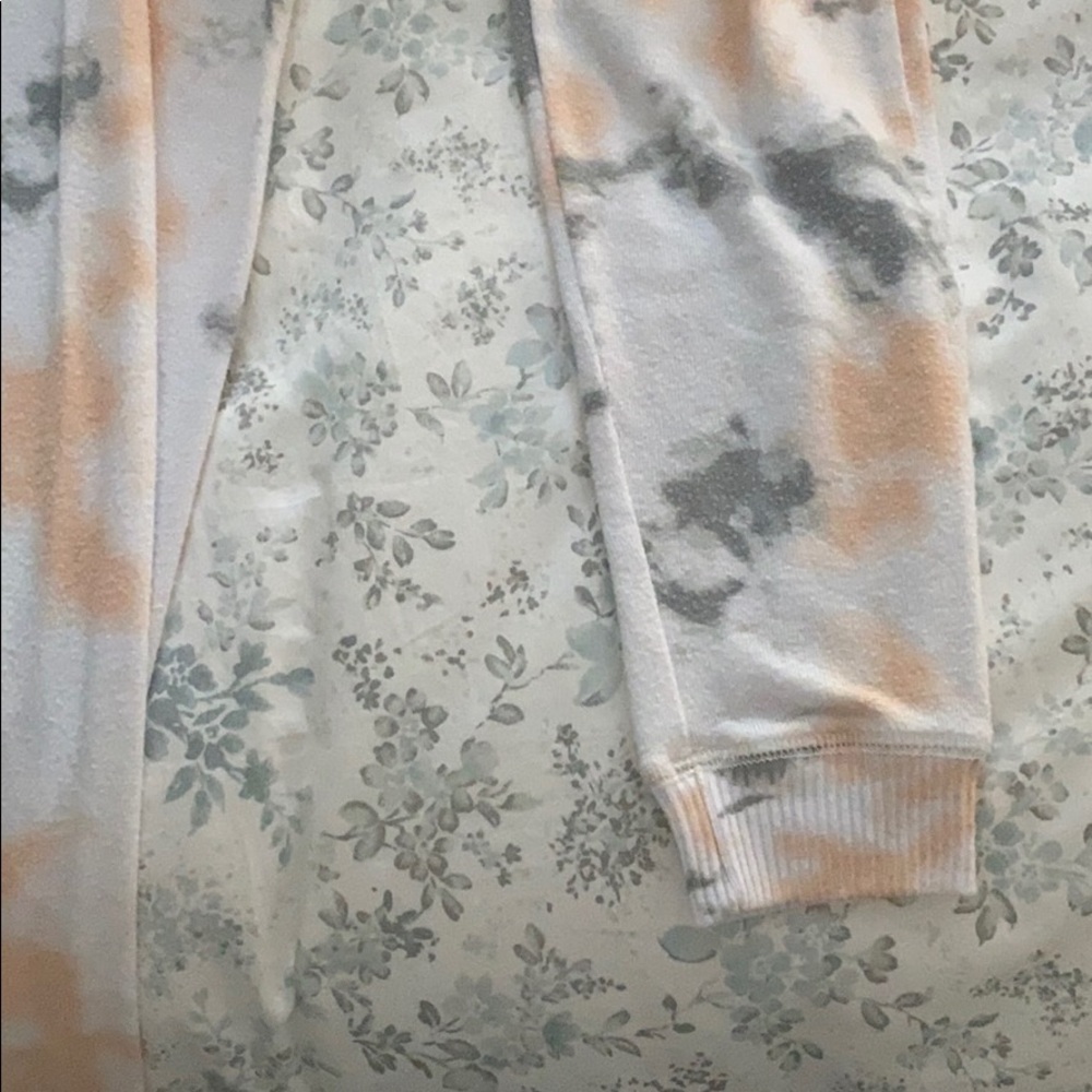joggers - Picture 2 of 2